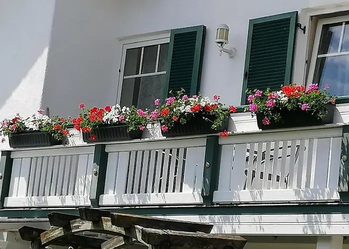 Grosszuegiges Wohnstudio Mit Balkon Und Badbenutzung * シュヴァープミュンヘン