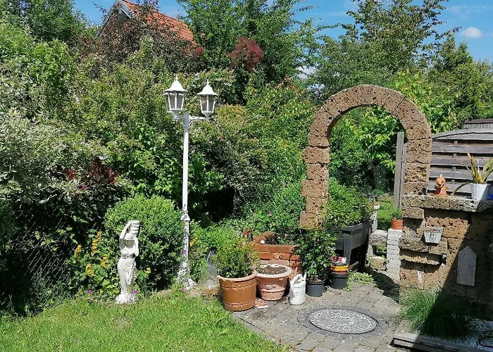 Grosszuegiges Wohnstudio Mit Balkon Und Badbenutzung
